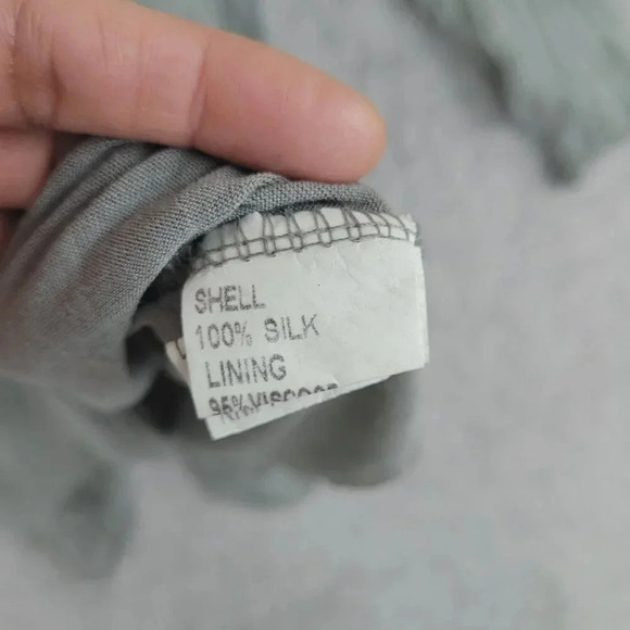 Carla Conti Women's Gray Silk Top Made In Italy Size L Slit back  11PT - Picture 6 of 10